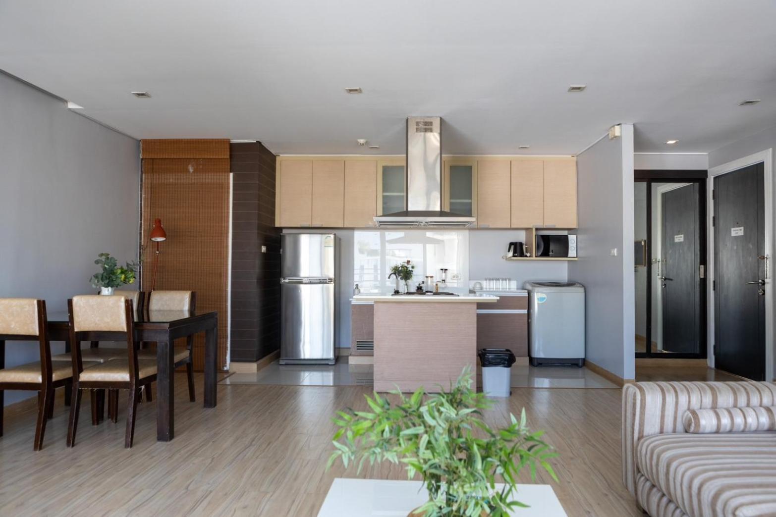 P Villa Lamoon Thonglor Bangkok Bagian luar foto