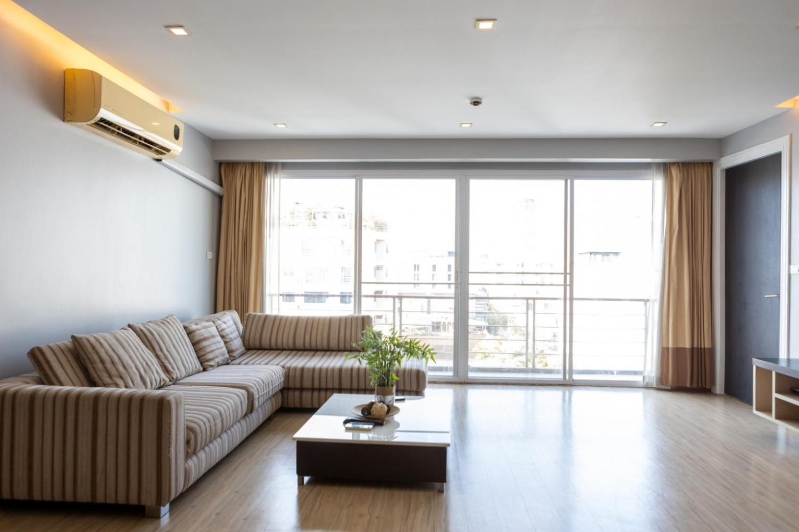 P Villa Lamoon Thonglor Bangkok Bagian luar foto