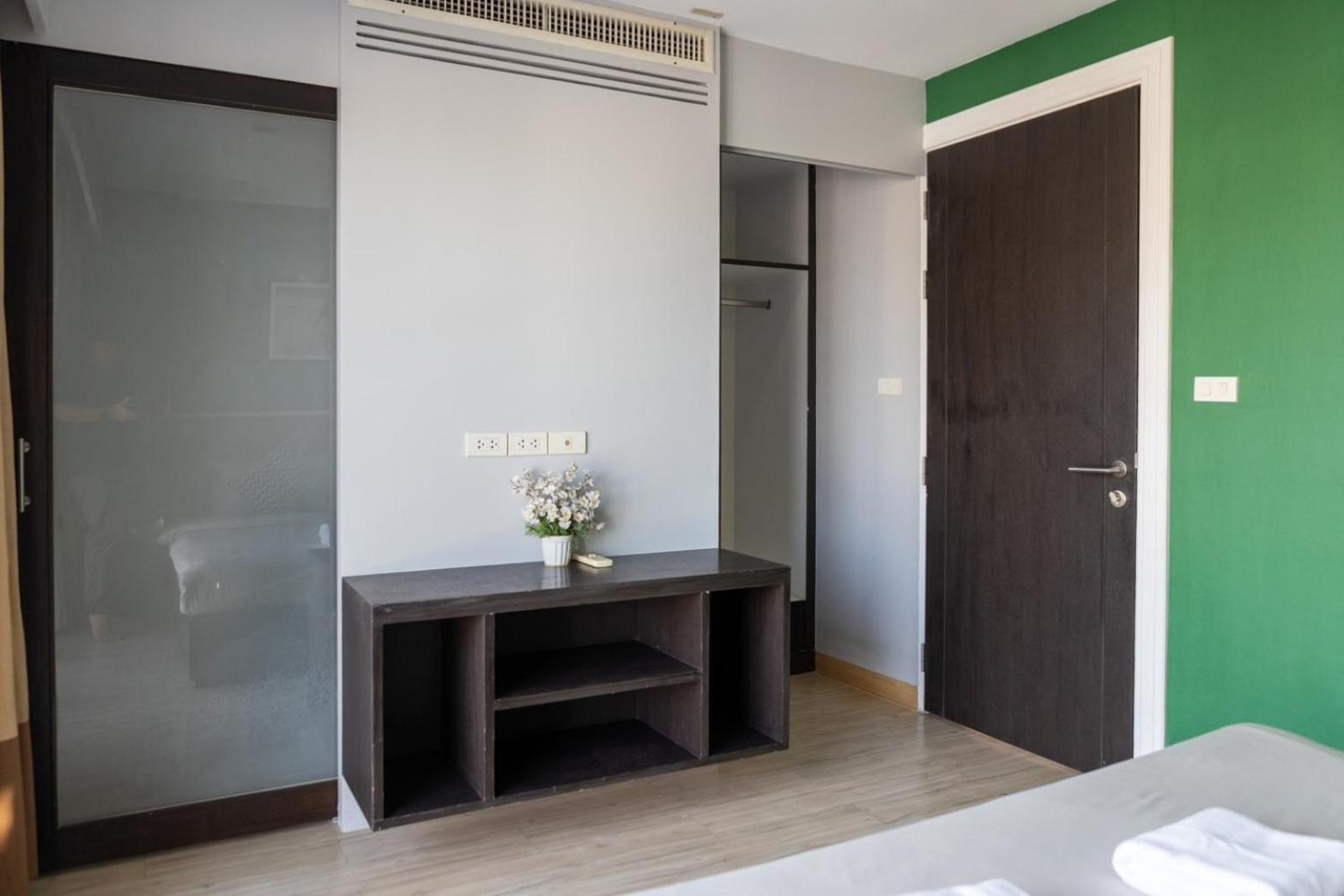 P Villa Lamoon Thonglor Bangkok Bagian luar foto