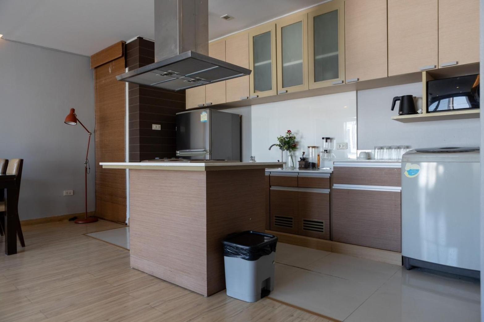 P Villa Lamoon Thonglor Bangkok Bagian luar foto