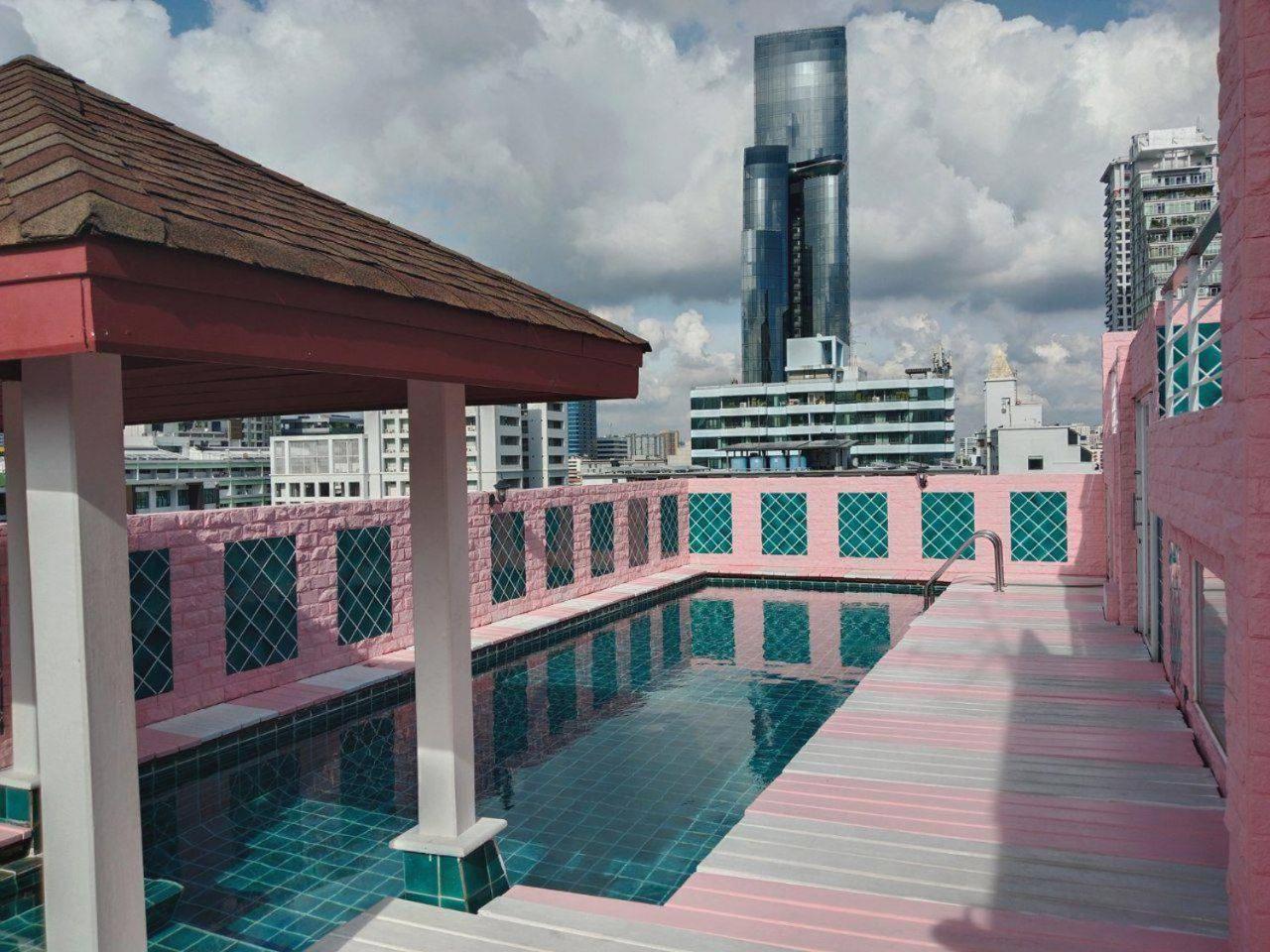 P Villa Lamoon Thonglor Bangkok Bagian luar foto