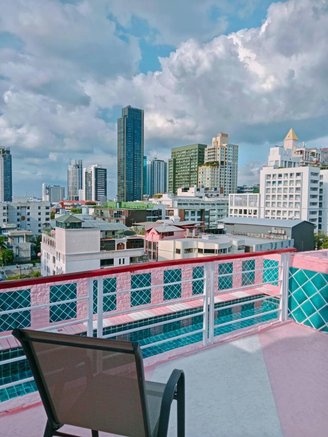 P Villa Lamoon Thonglor Bangkok Bagian luar foto